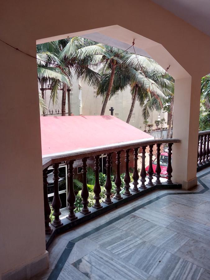 Hotel Sea Foam Puri Exterior foto